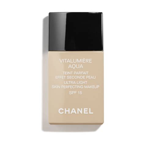 chanel loser puder vitalumiere|Chanel vitalumière aqua.